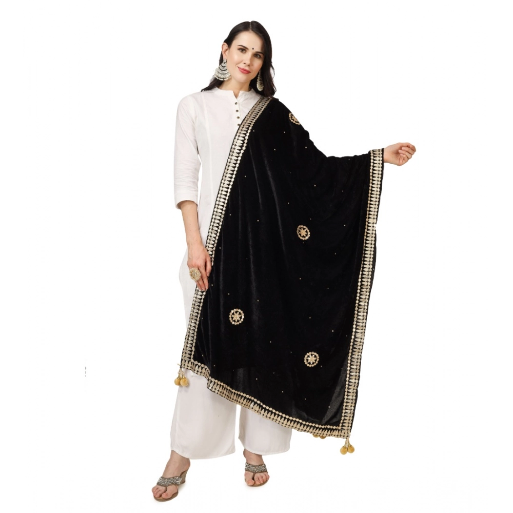 53510300368_50a1983fe9_o_d-1000x1000-1.webp Women's Velvet Gotta Patti Dupatta (Black, Length: 2.25 to 2.50 Mtr) - Image 1