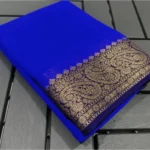 Women's Crepe Chit Pallu Solid Saree With Unstitched Blouse 5.5Mtr (Navy Blue)